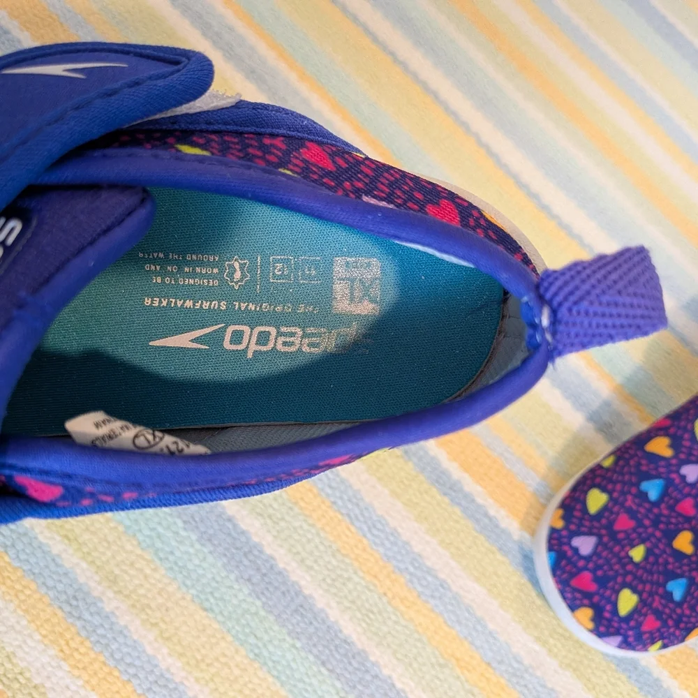 ⭐ Girl's Speedo Heart Print Water Shoes Size XL 11/12